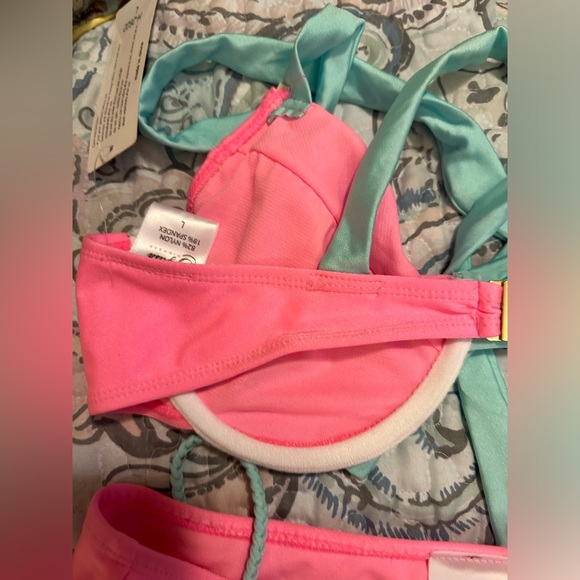 NWT “Stylish” Swimwear size large - Picture 4 of 11